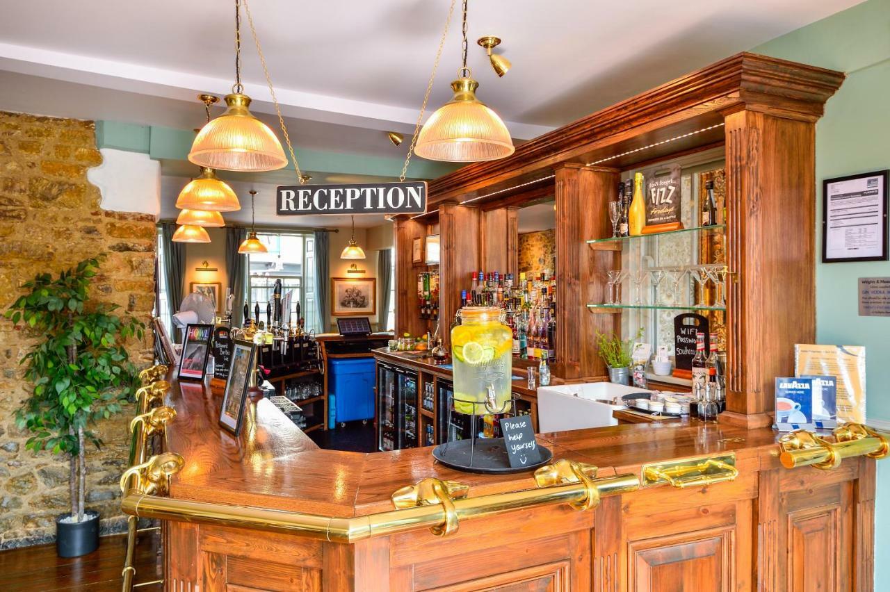 The George Hotel 엑스민스터 외부 사진